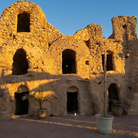 ホテル Ksar Jouamaa Medenine エクステリア 写真
